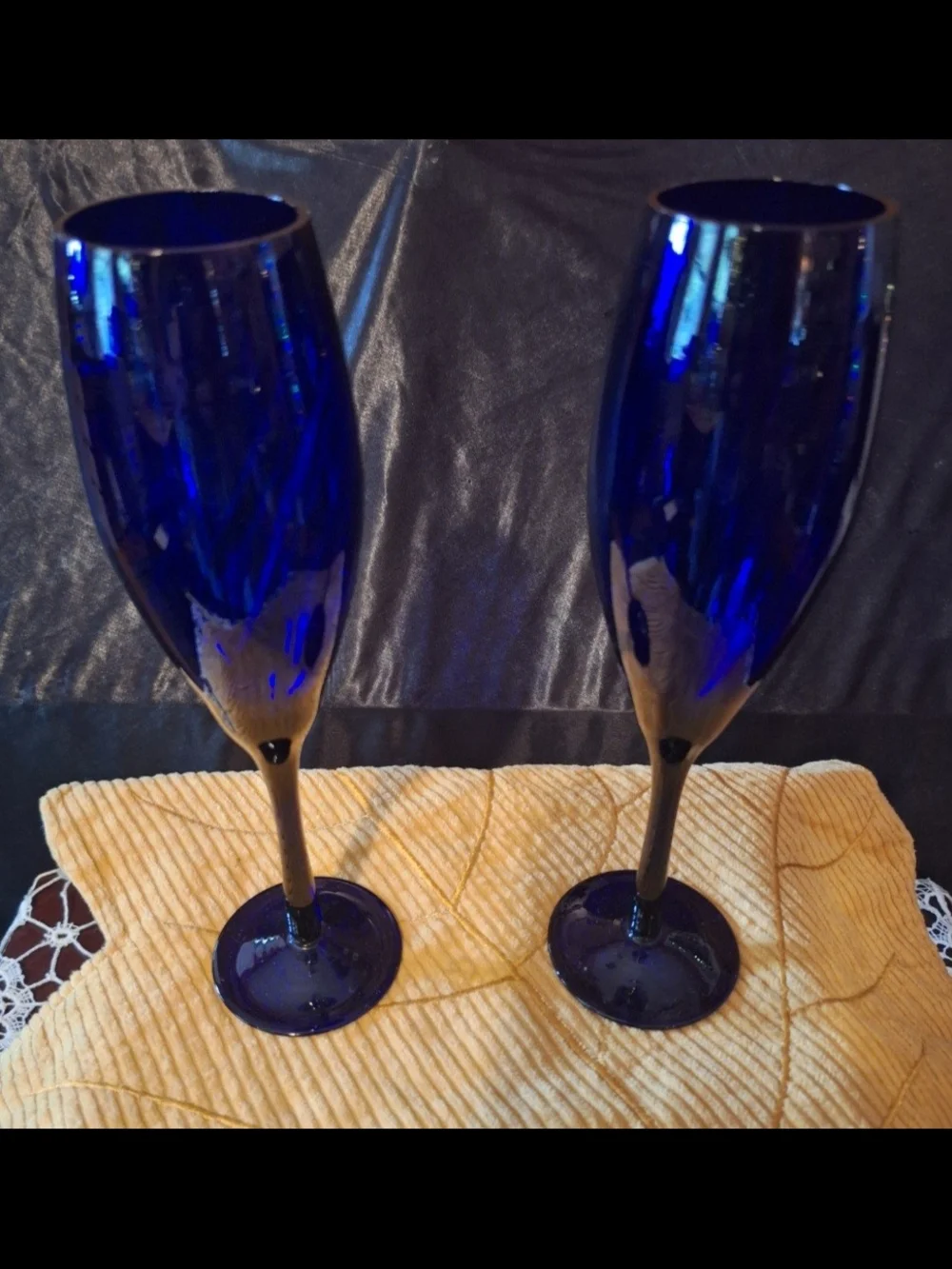 Elegant Vintage Libbey Cobalt Blue Champagne Flutes - Set of 2
